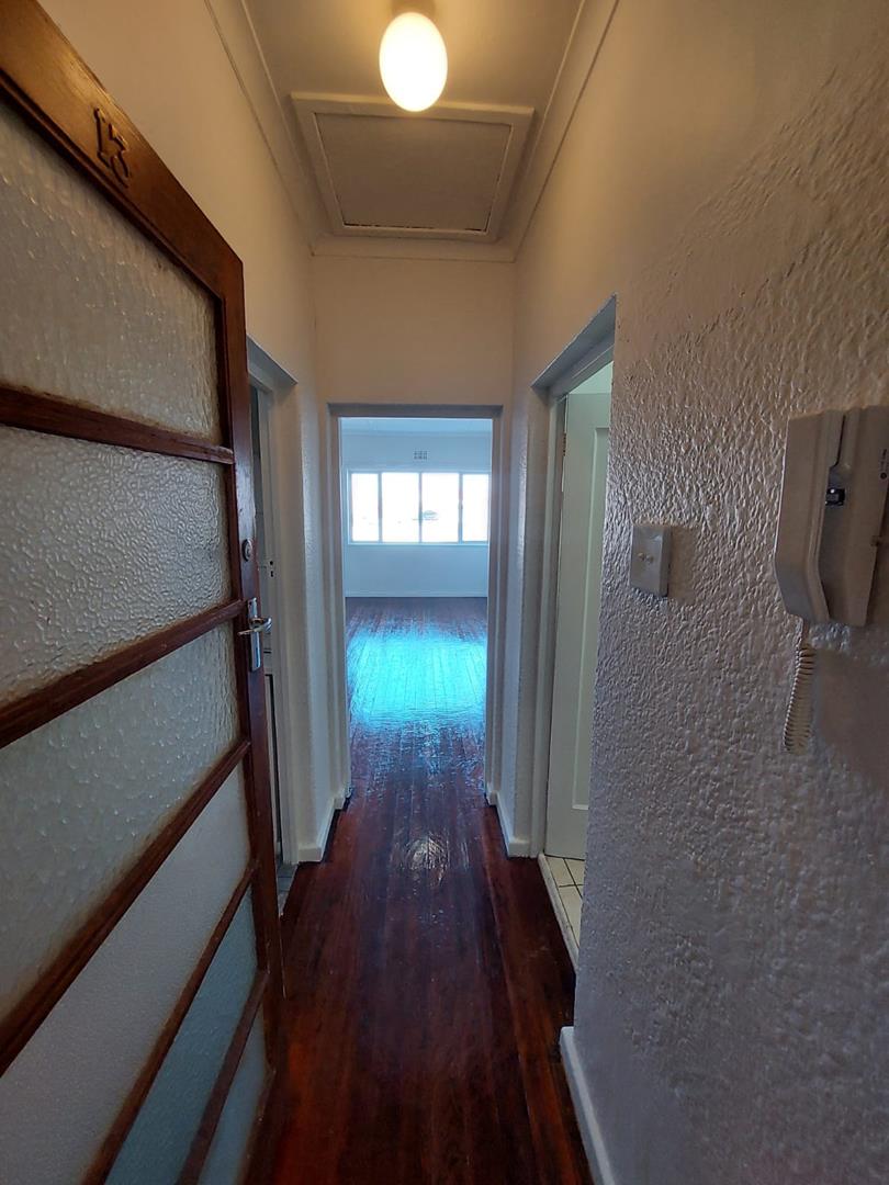 To Let 1 Bedroom Property for Rent in Mowbray Western Cape